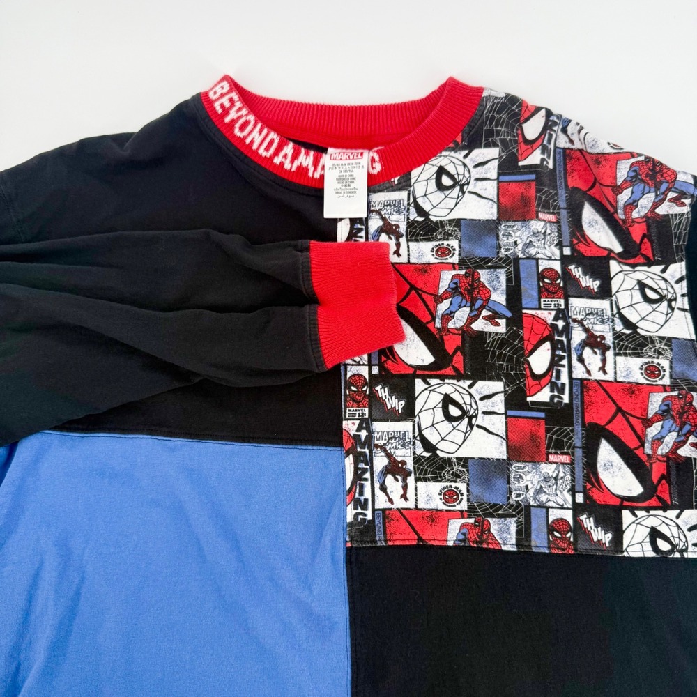 Marvel Spider-Man 60th Anniversary Ashley Eckstein Colorblock Long Sleeve M - Picture 1 of 5